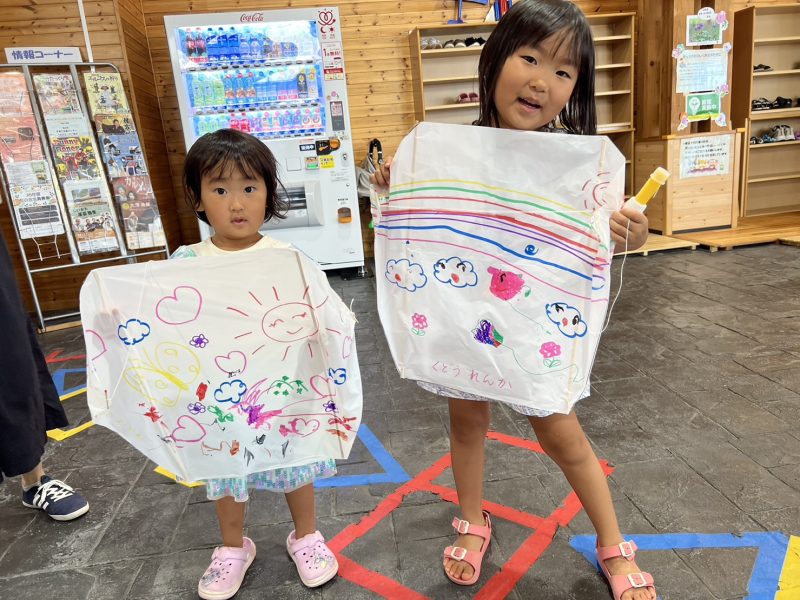 ぐにゃぐにゃ凧作り